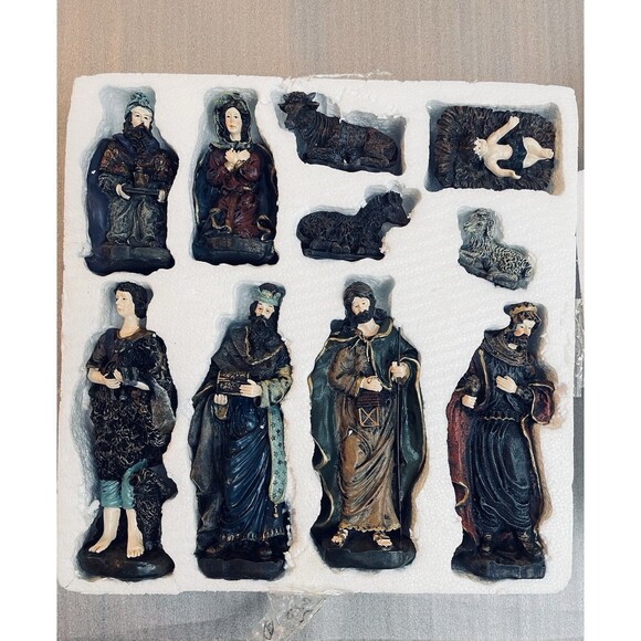 Vintage Resin Nativity Set 10 Pc Jesus Mary Joseph Wise Men Diamond Collection - Picture 2 of 7
